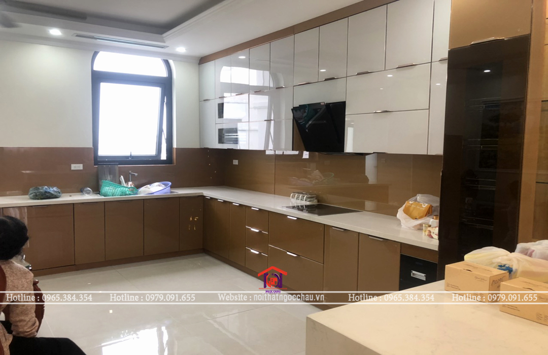 Thi công nội thất và tủ bếp Anh Dũng Vinhome sao biển