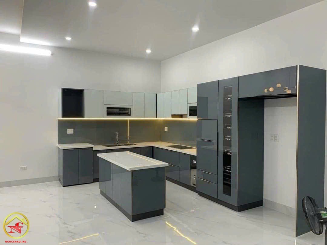 Công trình tủ bếp inox 304 cánh kính - Chị Hương- Bắc Giang