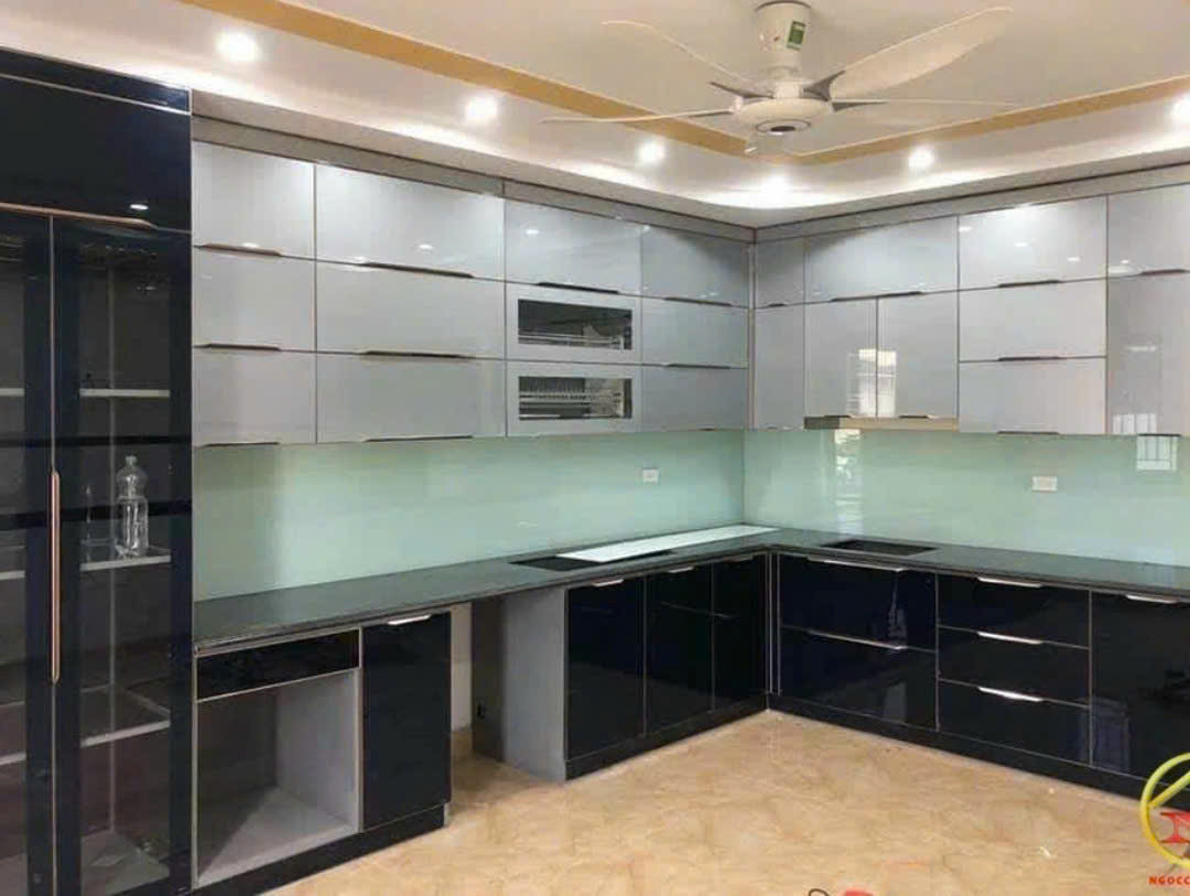 Công trình tủ bếp inox 304 cánh kính - Chú Hải Vĩnh Phúc