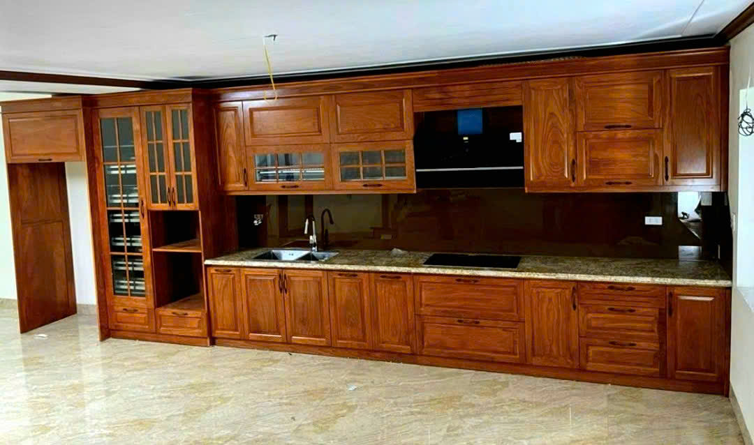 Công trình tủ bếp gỗ Gõ Đỏ nhà Anh Kiên Vĩnh Phúc