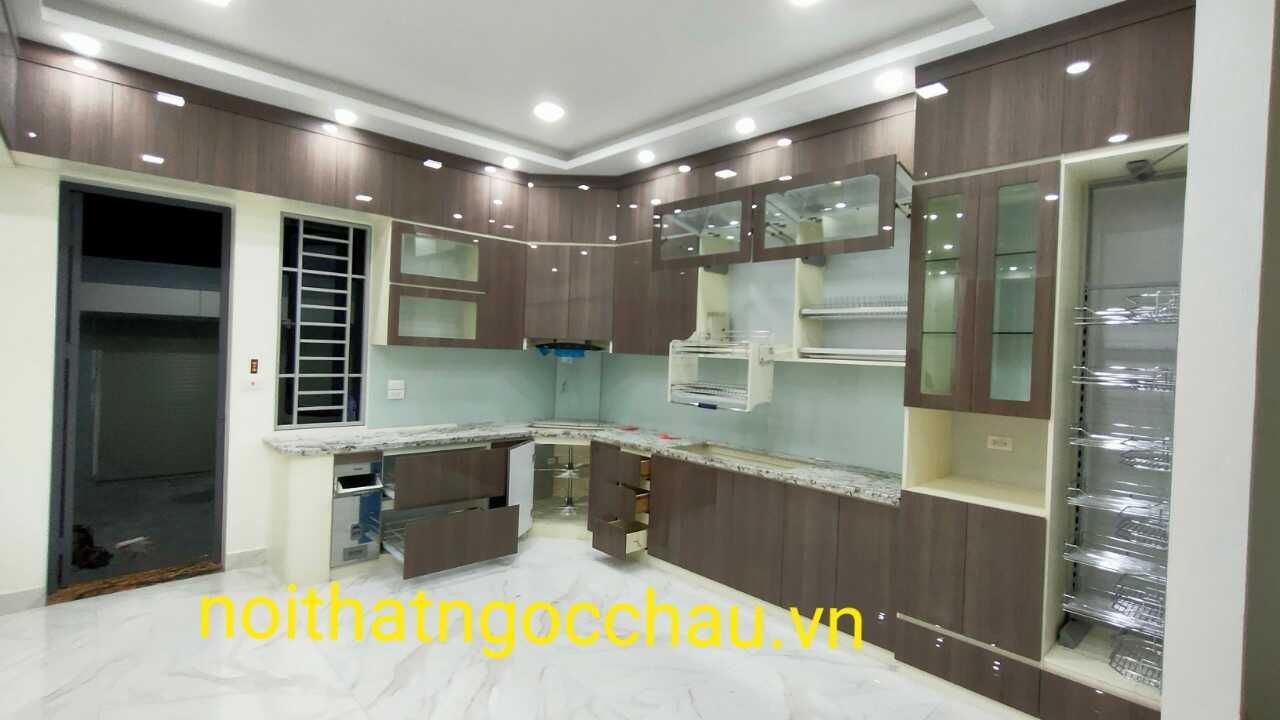 Công trình nội thất tủ bếp nhựa picomat kết hợp cánh acrylic bóng gương- Chị Hương- Tiên Dương- Đông Anh- Hà Nội