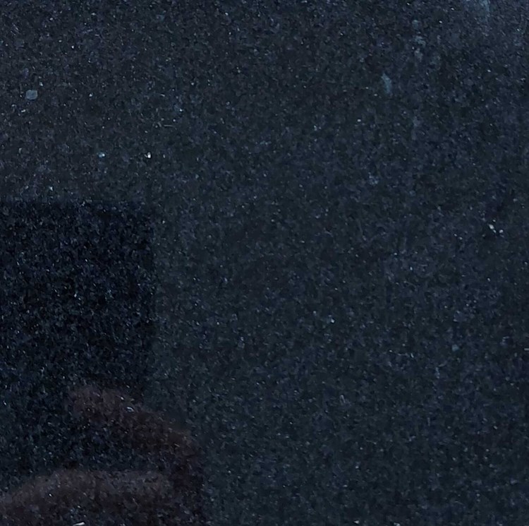 Mặt đá đen cám tự nhiên