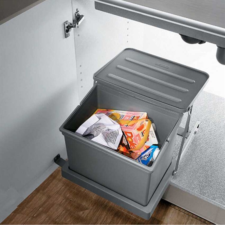 Thùng rác đơn vuông gắn cánh Eurogold