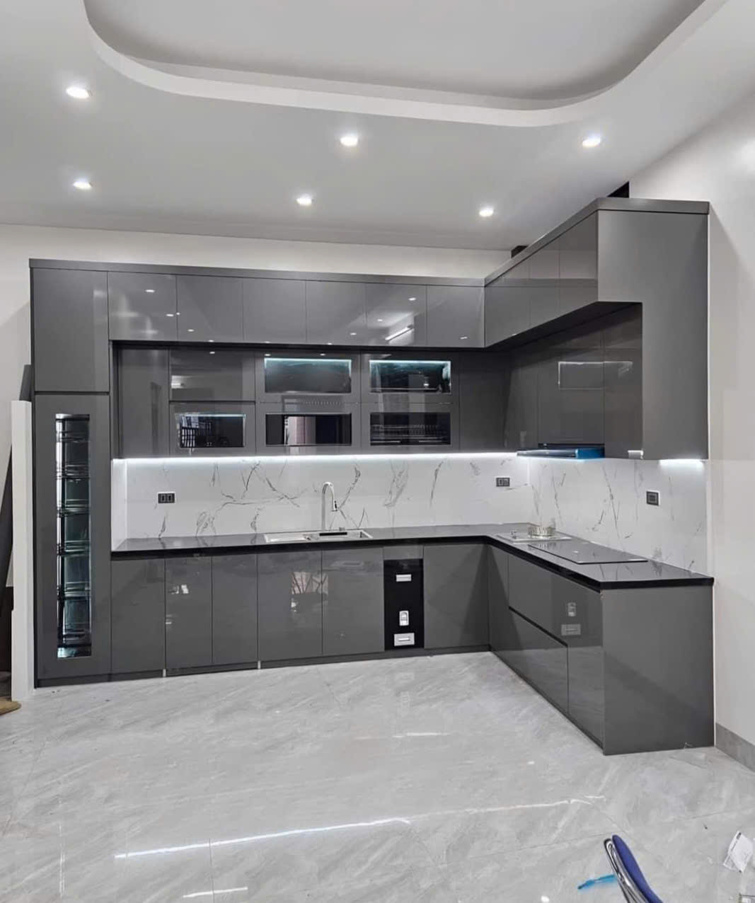 Tủ bếp Acrylic Em Đào -Thanh Trì