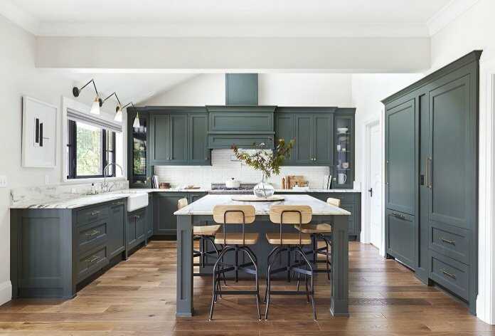 Tủ bếp tân cổ điển 31