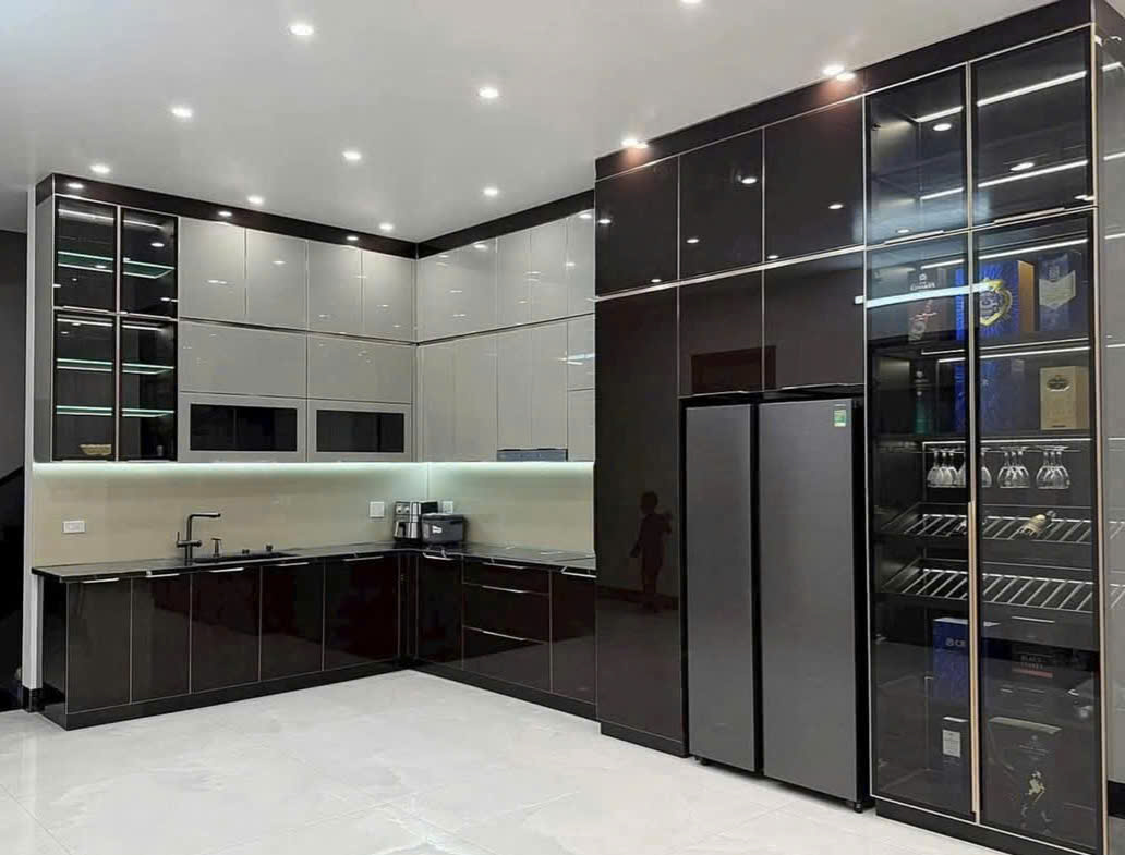 Tủ bếp inox cánh kính 49