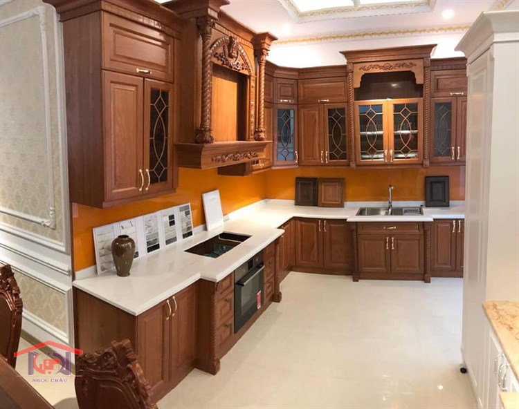 Tủ bếp tân cổ điển 3
